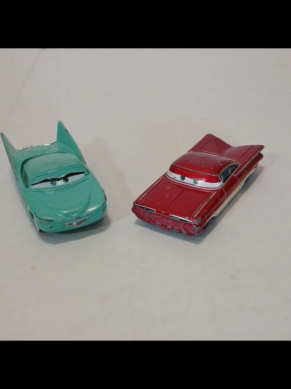 Mattel Disney Pixar Die-Cast Cars Lot Of 2 1:55 Turquoise Flo Ramone Red